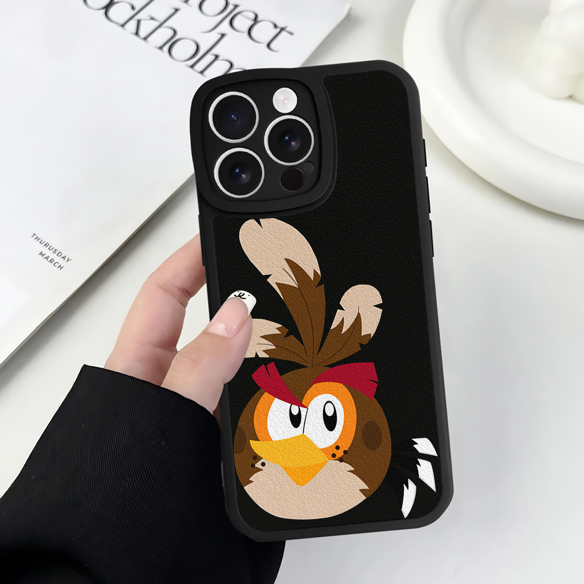 （画像用） Angry Birds アングリーバード 【iPhone 16シリーズ対応】シリコンスマホケース（レザー調） 材質：シリコン